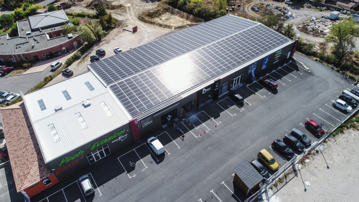 découvrez les avantages des bâtiments solaires, une solution innovante et durable pour la construction. profitez d'énergies renouvelables, réduisez votre empreinte carbone et faites des économies d'énergie grâce à des technologies solaires intégrées. adoptez un mode de vie éco-responsable dès aujourd'hui !