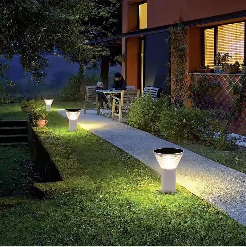 découvrez notre sélection de bornes solaires, idéales pour éclairer vos espaces extérieurs tout en respectant l'environnement. économiques et faciles à installer, ces solutions lumineuses s'intègrent parfaitement dans tous types de jardins et allées. optez pour une alternative durable et esthétique à l'éclairage traditionnel.