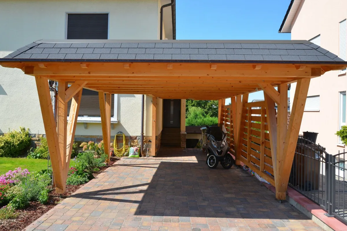 découvrez nos carports et abris de jardin durables et esthétiques, conçus pour protéger vos véhicules et vos espaces extérieurs des intempéries. profitez d'une protection optimale tout en ajoutant une touche d'élégance à votre propriété.
