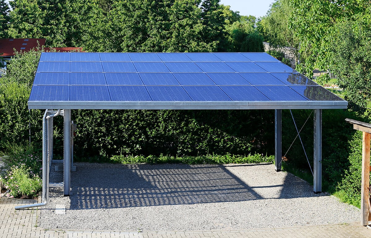 découvrez les avantages du carport solaire, une solution innovante pour protéger votre véhicule tout en générant de l'énergie renouvelable. optez pour un aménagement éco-responsable qui allie praticité et durabilité.