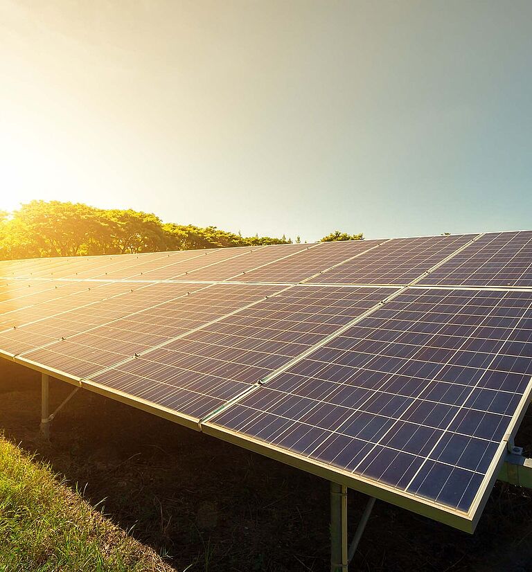 découvrez notre centrale photovoltaïque, une solution innovante et durable pour produire de l'électricité à partir de l'énergie solaire. réduisez votre empreinte carbone tout en bénéficiant d'économies sur vos factures d'énergie grâce à cette technologie respectueuse de l'environnement.