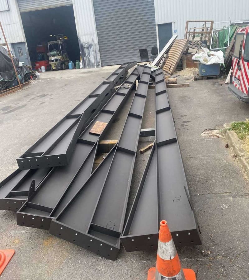 découvrez notre charpente métallique économique, alliant robustesse et légèreté. idéale pour vos projets de construction, elle offre un excellent rapport qualité-prix tout en garantissant durabilité et résistance. optez pour une solution moderne et efficace pour votre bâtiment.