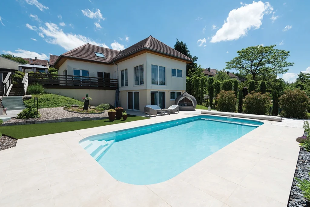 découvrez les meilleures solutions de chauffage pour votre piscine, garantissant une baignade confortable tout au long de l'année. explorez les différents systèmes, du chauffage solaire aux échangeurs de chaleur, et transformez votre espace aquatique en un véritable havre de paix.