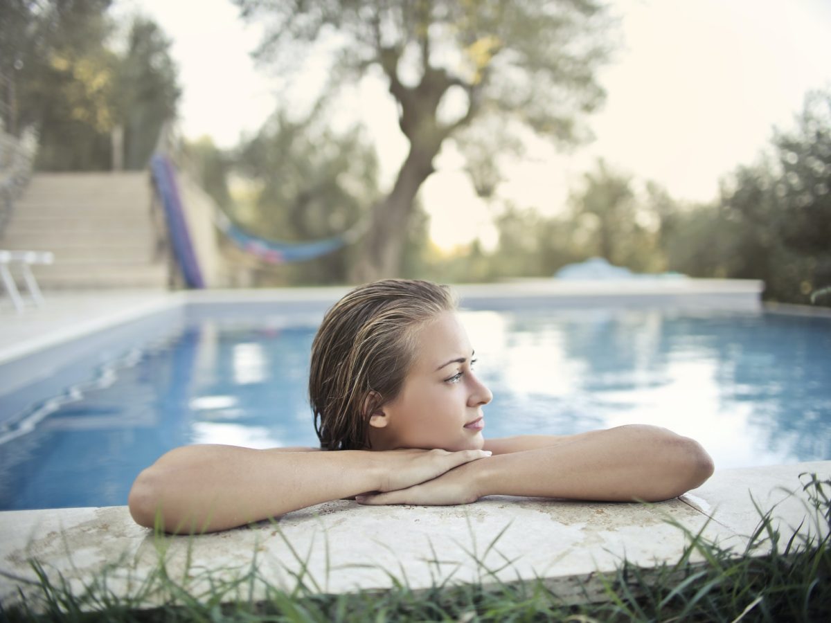 découvrez les meilleures solutions de chauffage écologique pour votre piscine. profitez d'une eau à la température idéale tout en préservant l'environnement avec des technologies durables et économiques.