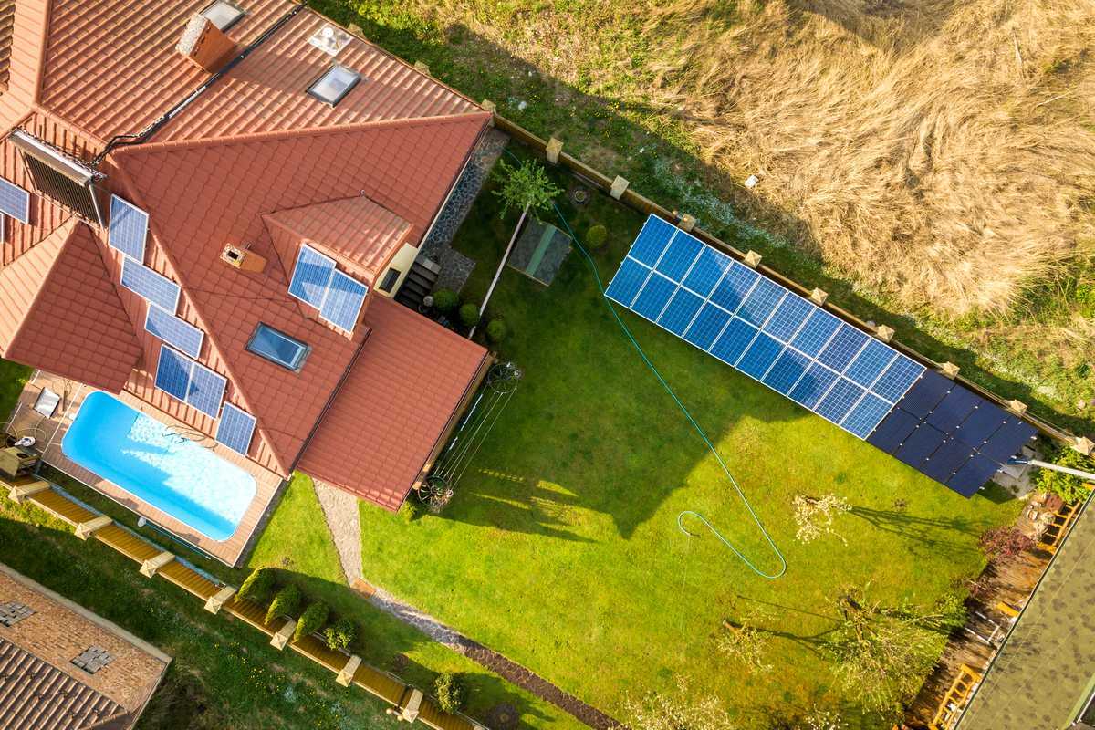 découvrez comment choisir le kit solaire idéal pour votre cabane. optimisez l'énergie renouvelable et assurez un confort inégalé dans votre espace de vie en pleine nature grâce à nos conseils pratiques et revues de produits.