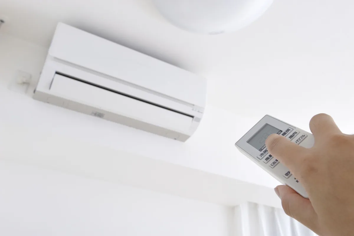 découvrez nos solutions de climatisation adaptées à vos besoins. profitez d'un confort thermique optimal durant les chaudes journées d'été avec nos systèmes efficaces et respectueux de l'environnement.