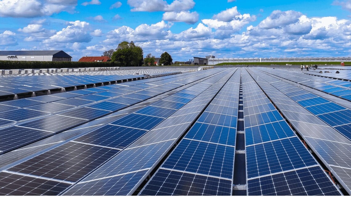 découvrez le coût d'une installation photovoltaïque de 9 kw, les économies d'énergie potentielles et les aides financières disponibles. informez-vous sur les avantages écologiques et économiques d'un système solaire pour votre maison.