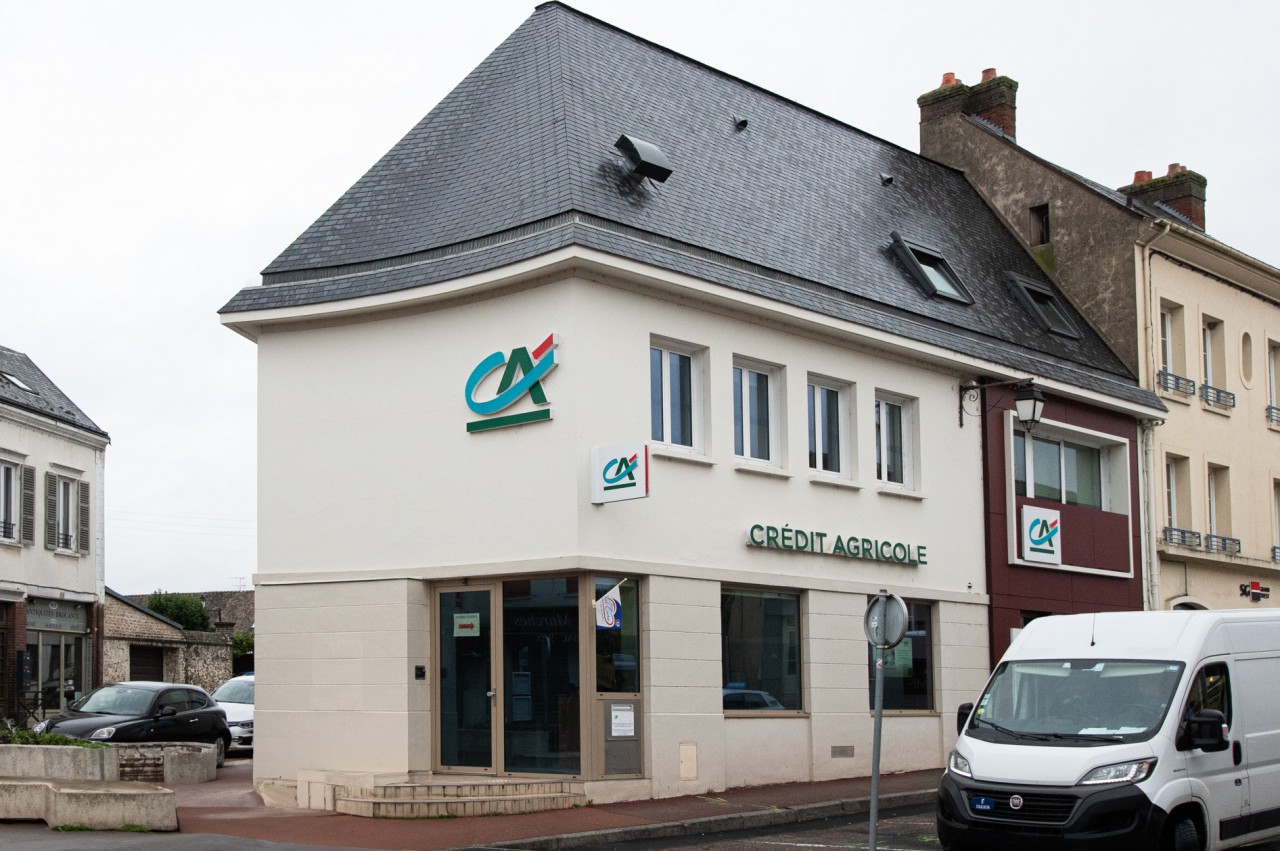 découvrez les services du crédit agricole eure seine, votre partenaire bancaire de confiance pour des solutions financières adaptées à vos besoins, que ce soit pour un prêt, une épargne ou une assurance. profitez d'un accompagnement personnalisé et d'expertises locales dans la région de l'eure.
