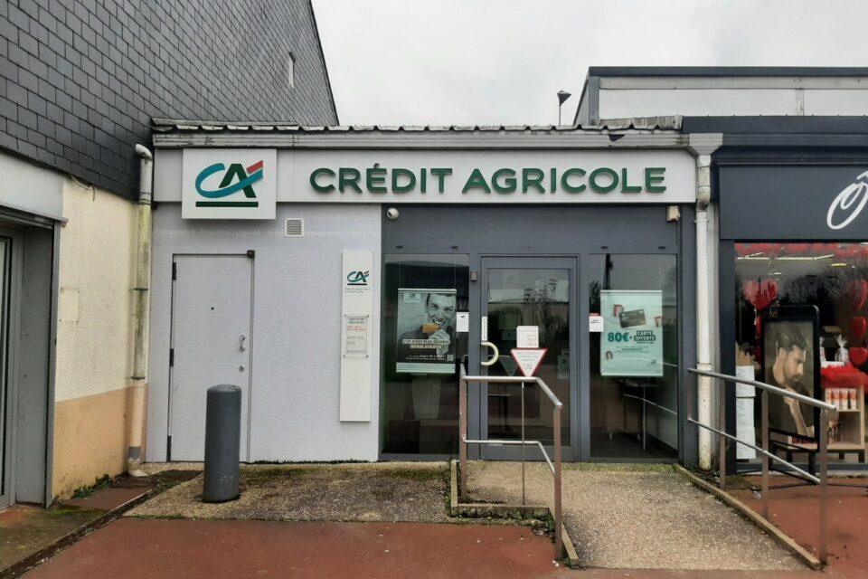découvrez les services du crédit agricole eure seine, votre partenaire financier de confiance pour des solutions adaptées à vos projets personnels et professionnels. profitez d'un accompagnement sur mesure et d'une expertise locale pour chaque étape de votre vie.