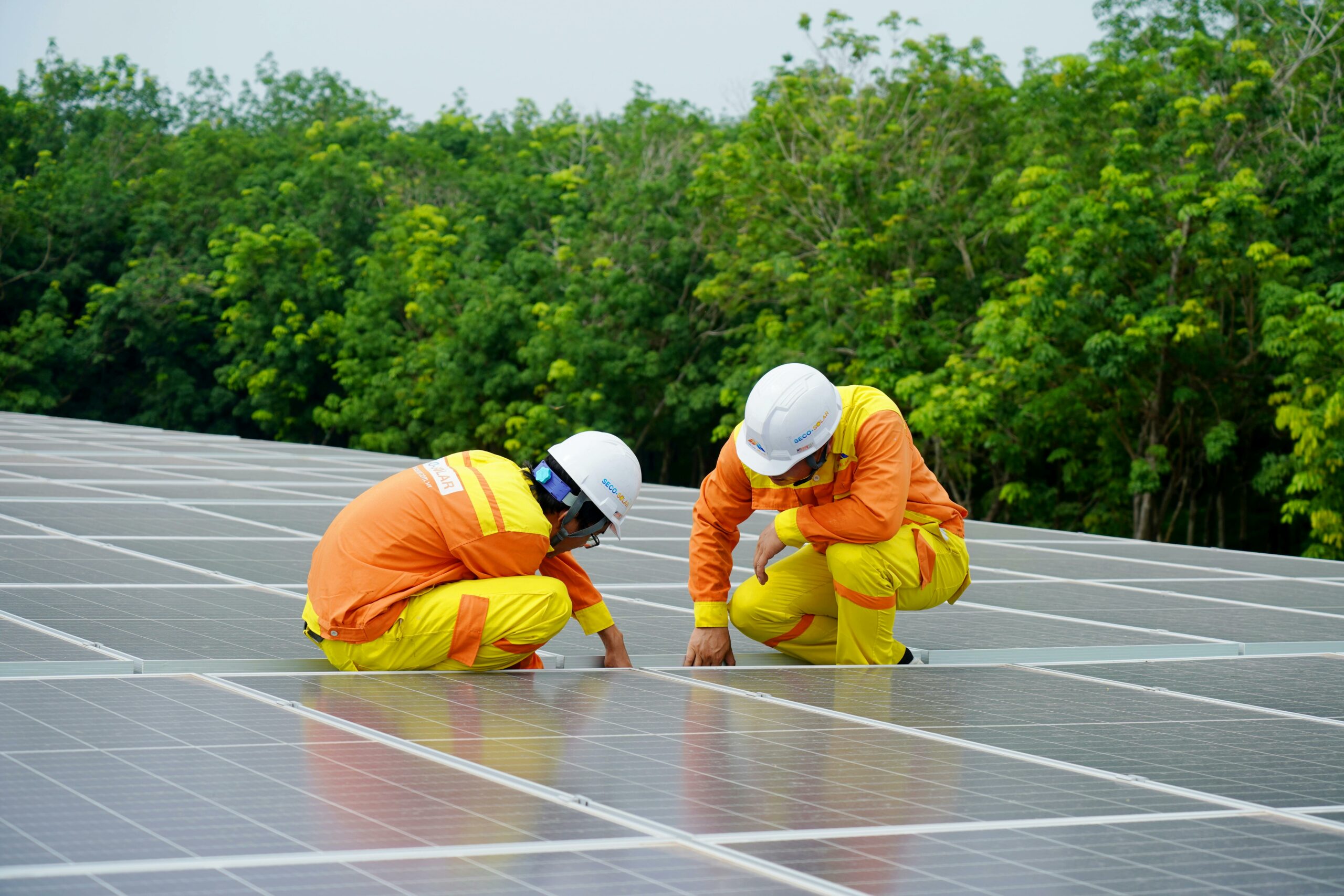 découvrez comment le crédit photovoltaïque peut vous aider à financer votre installation solaire tout en bénéficiant d'avantages fiscaux. transformez l'énergie solaire en économies d'argent et contribuez à un avenir durable.