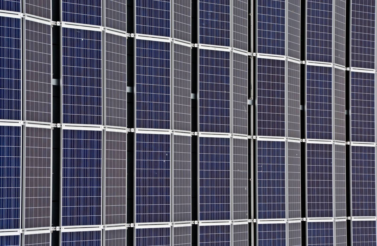 découvrez nos solutions de crédit solaire pour financer l'installation de panneaux photovoltaïques et réduire votre facture d'électricité. profitez des avantages écologiques tout en réalisant des économies grâce à un crédit adapté à vos besoins.