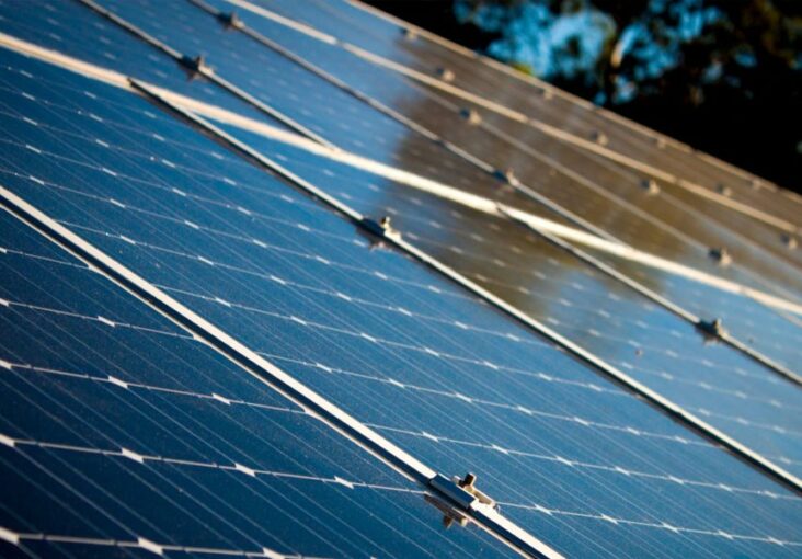 découvrez notre guide complet pour la désinstallation des panneaux solaires. apprenez les étapes essentielles, les précautions à prendre et les conseils d'experts pour retirer vos installations solaires en toute sécurité et efficacité.