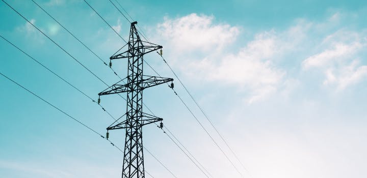 découvrez tout ce que vous devez savoir sur l'électricité : principes de fonctionnement, applications, sécurité et innovations. apprenez à maîtriser l'énergie électrique pour un usage quotidien et durable.