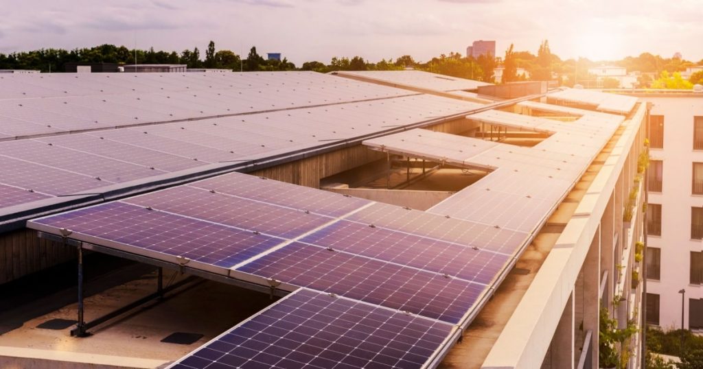 découvrez l'importance de choisir le bon emplacement pour vos panneaux solaires. maximisez l'efficacité de votre installation grâce à des conseils sur l'orientation, l'inclinaison et l'absence d'ombre pour optimiser la production d'énergie renouvelable.
