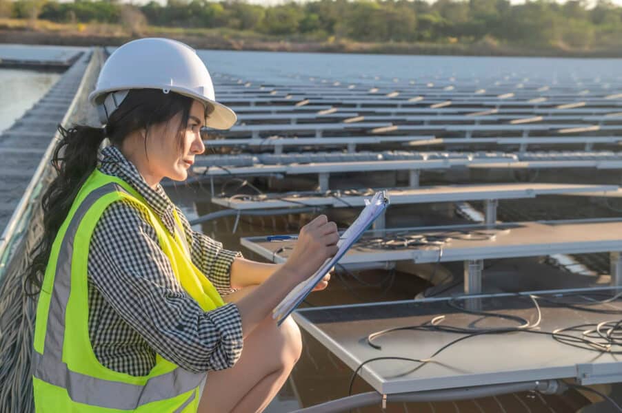 découvrez les opportunités d'emploi dans le secteur prometteur du photovoltaïque. rejoignez une industrie en pleine croissance et contribuez à la transition énergétique tout en développant votre carrière.