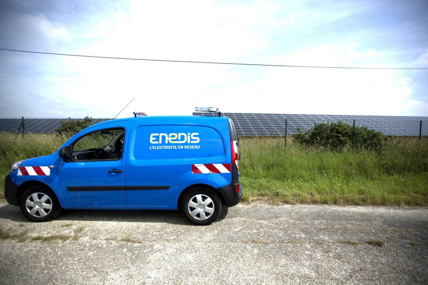 découvrez enedis pv, votre solution pour une installation photovoltaïque efficace. profitez d'énergies renouvelables et d'une gestion optimisée de votre consommation grâce à nos services adaptés. transformez votre toit en atout écologique et économique !