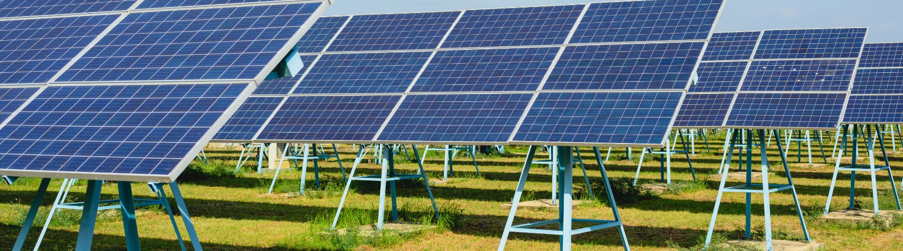 découvrez l'énergie solaire, une source d'énergie renouvelable et durable qui transforme la lumière du soleil en électricité. explorez ses avantages, ses technologies et son rôle crucial dans la transition énergétique vers un avenir plus vert.