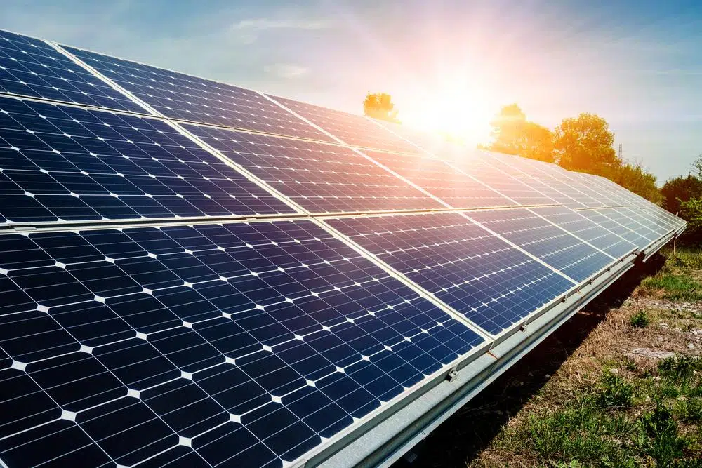 découvrez comment l'énergie solaire transforme notre manière de produire de l'électricité de manière durable. explorez les avantages, les technologies innovantes et les perspectives d'avenir de l'énergie solaire pour un monde plus vert.