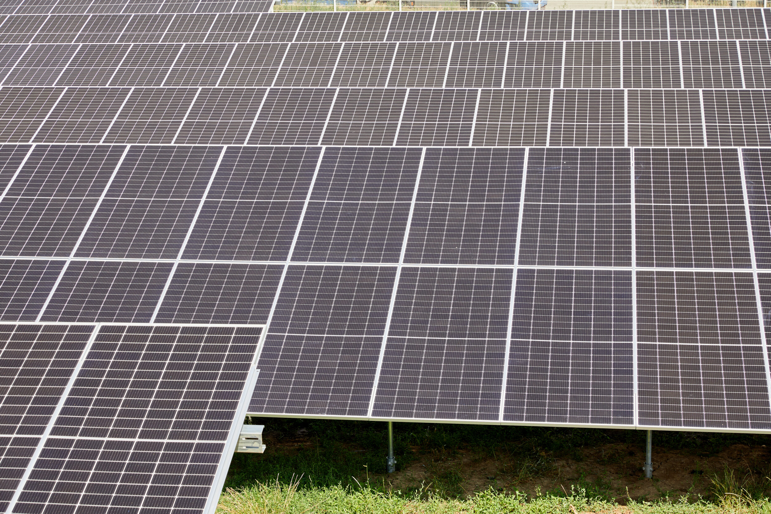 découvrez notre service d'estimation solaire qui évalue le potentiel énergétique de votre installation photovoltaïque. obtenez une analyse détaillée pour maximiser votre rendement solaire et réduire vos factures d'électricité.