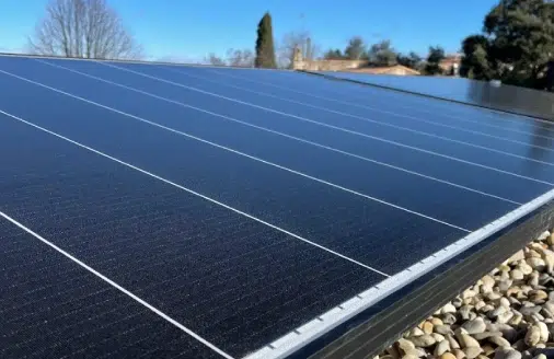découvrez notre expertise en fabrication de panneaux solaires de haute qualité, alliant efficacité énergétique et respect de l'environnement. transformez votre source d'énergie et contribuez à un avenir durable grâce à nos solutions photovoltaïques innovantes.