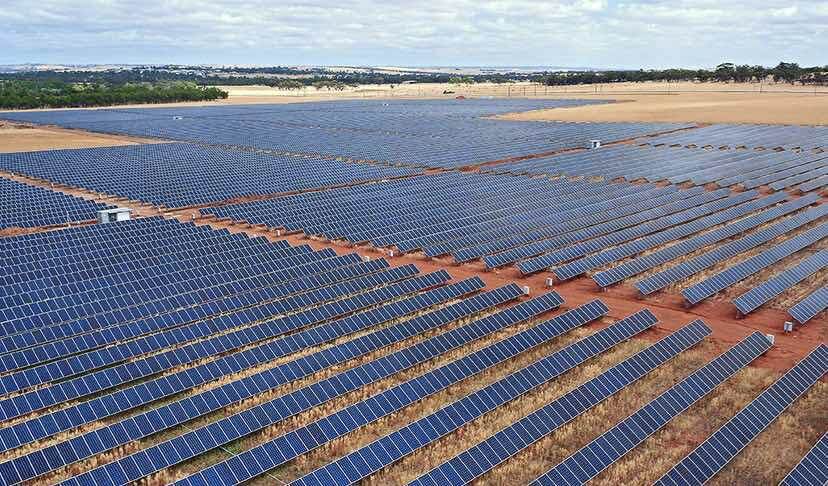 découvrez le monde des fermes solaires : une solution innovante et durable pour produire de l'énergie renouvelable, réduire votre empreinte carbone et contribuer à la transition énergétique. apprenez comment ces installations contribuent à un avenir plus vert.