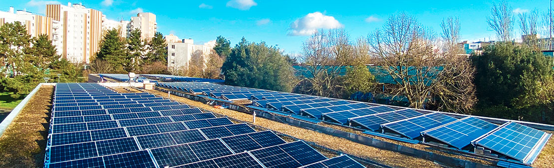 découvrez notre ferme solaire, un espace innovant dédié à la production d'énergie renouvelable. apprenez comment nous transformons la lumière du soleil en électricité durable pour un avenir plus vert.