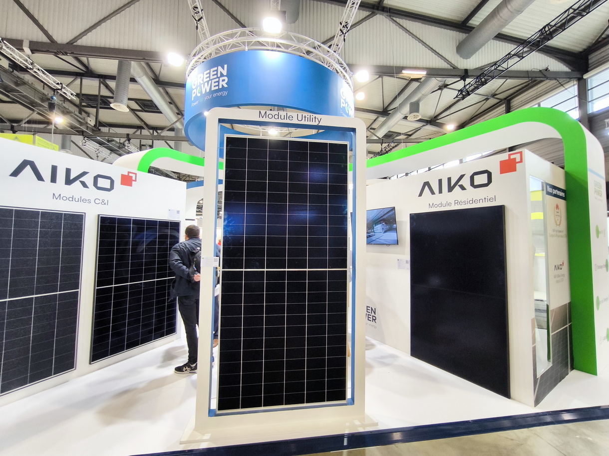 découvrez notre forum photovoltaïque gratuit, où passionnés et experts échangent des conseils, astuces et solutions sur l'énergie solaire. participez à des discussions enrichissantes et trouvez des réponses à toutes vos questions sur l'installation et l'optimisation de systèmes photovoltaïques.