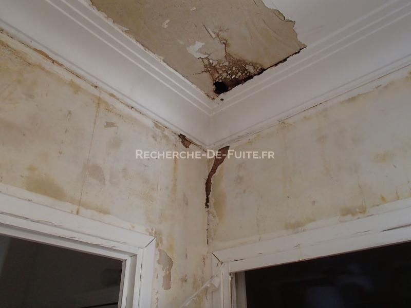 découvrez les causes et solutions pour une fuite au plafond. protégez votre maison des dommages causés par l'eau et apprenez à identifier les signes d'infiltration. trouvez des conseils d'experts pour réparer rapidement et efficacement.