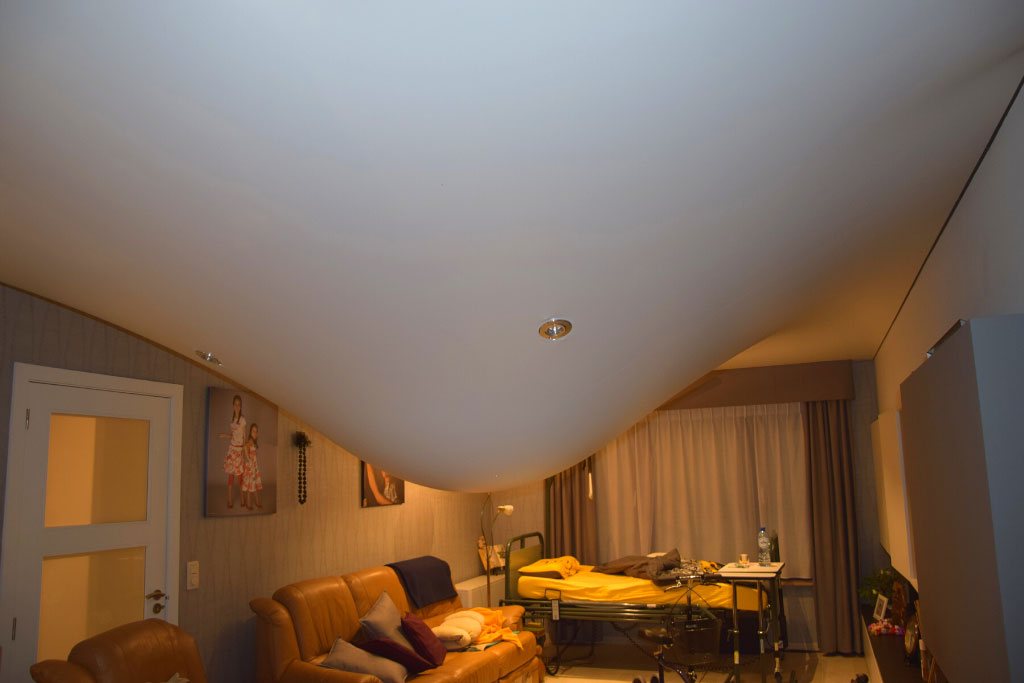découvrez les causes et solutions pour une fuite au plafond. protégez votre intérieur et apprenez à détecter les signes d'une fuite d'eau efficacement.