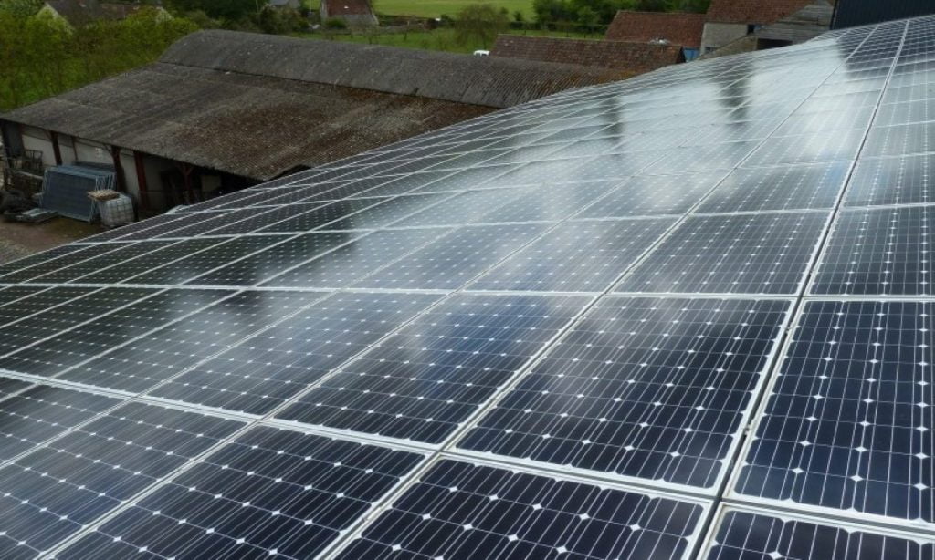 découvrez notre garage gratuit dédié aux solutions solaires, où vous pouvez apprendre à profiter des énergies renouvelables sans frais. rejoignez notre communauté pour optimiser l'usage de l'énergie solaire et réduire votre empreinte carbone tout en bénéficiant d'un service personnalisé.