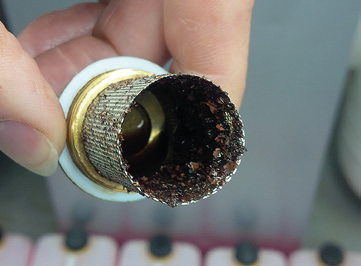découvrez le glycol solaire, un fluide essentiel pour le fonctionnement optimal de vos systèmes solaires thermiques. apprenez comment il contribue à la circulation de la chaleur et à l'efficacité énergétique de vos installations. optez pour des solutions durables et performantes avec le glycol solaire.