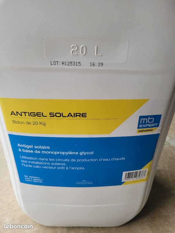 découvrez le glycol solaire, un élément essentiel pour optimiser le rendement de vos systèmes solaires thermiques. apprenez comment il contribue à maintenir la température et à améliorer l'efficacité énergétique de vos installations. explorez ses avantages et son utilisation dans les applications de chauffage solaire.