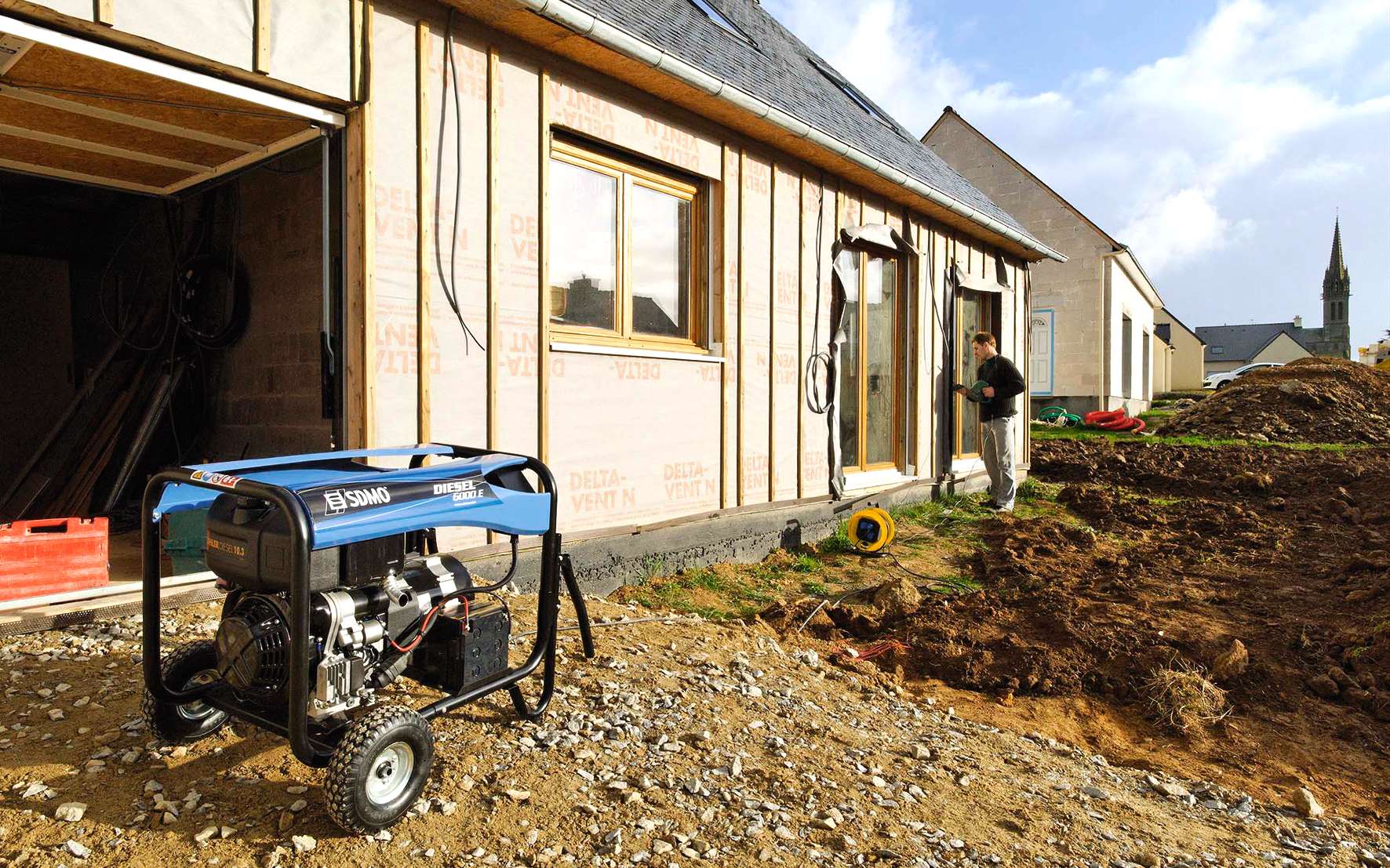 découvrez notre sélection de groupes électrogènes diesel pour la maison, idéaux pour assurer votre confort et votre autonomie énergétique en toutes circonstances. performants et fiables, nos modèles répondent à vos besoins d'électricité, que ce soit pour les situations d'urgence ou pour des projets extérieurs.