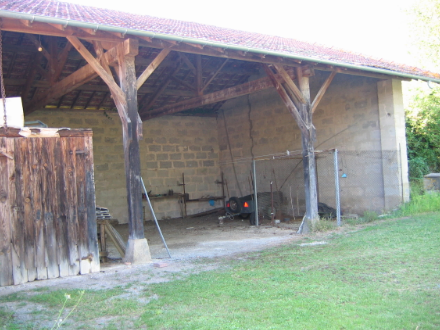 découvrez nos hangars agricoles sans permis, idéaux pour le stockage de vos équipements et récoltes. profitez d'une solution pratique et économique pour optimiser votre exploitation agricole sans les contraintes administratives. obtenez des conseils d'experts et trouvez le modèle adapté à vos besoins.
