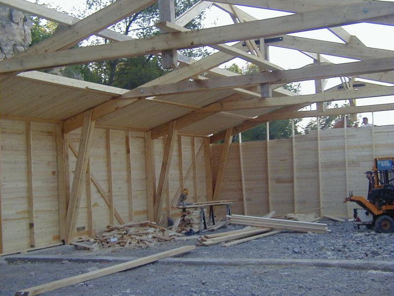 découvrez notre sélection de hangars en bois, alliant esthétisme et fonctionnalité. idéaux pour le stockage, l'aménagement de votre jardin ou comme abri pour vos activités extérieures. conçus pour résister aux intempéries, nos hangars en bois offrent une solution durable et élégante pour tous vos besoins.
