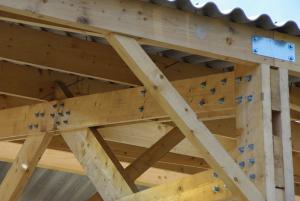découvrez notre sélection de hangars en bois pas chers, alliant qualité et esthétique pour un rangement pratique et économique. idéal pour tous vos besoins extérieurs, nos hangars s'adaptent à tous les budgets.