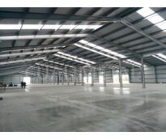 découvrez comment transformer un hangar en garage fonctionnel et esthétique. optimisez votre espace tout en bénéficiant d'un rangement efficace et d'une protection pour vos véhicules. consultez nos conseils pratiques et inspirez-vous de nos idées de design.