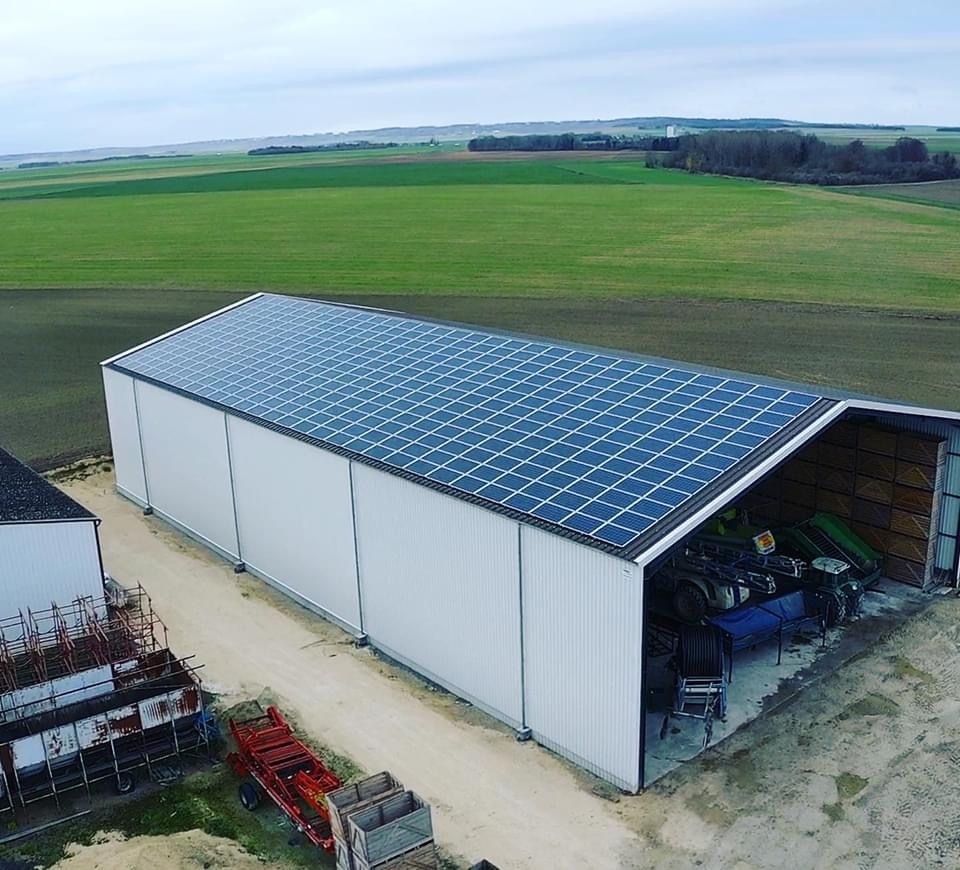 découvrez comment bénéficier de hangars photovoltaïques gratuits pour optimiser votre production d'énergie solaire. profitez de cette opportunité unique pour réduire vos coûts énergétiques tout en contribuant à un avenir durable.