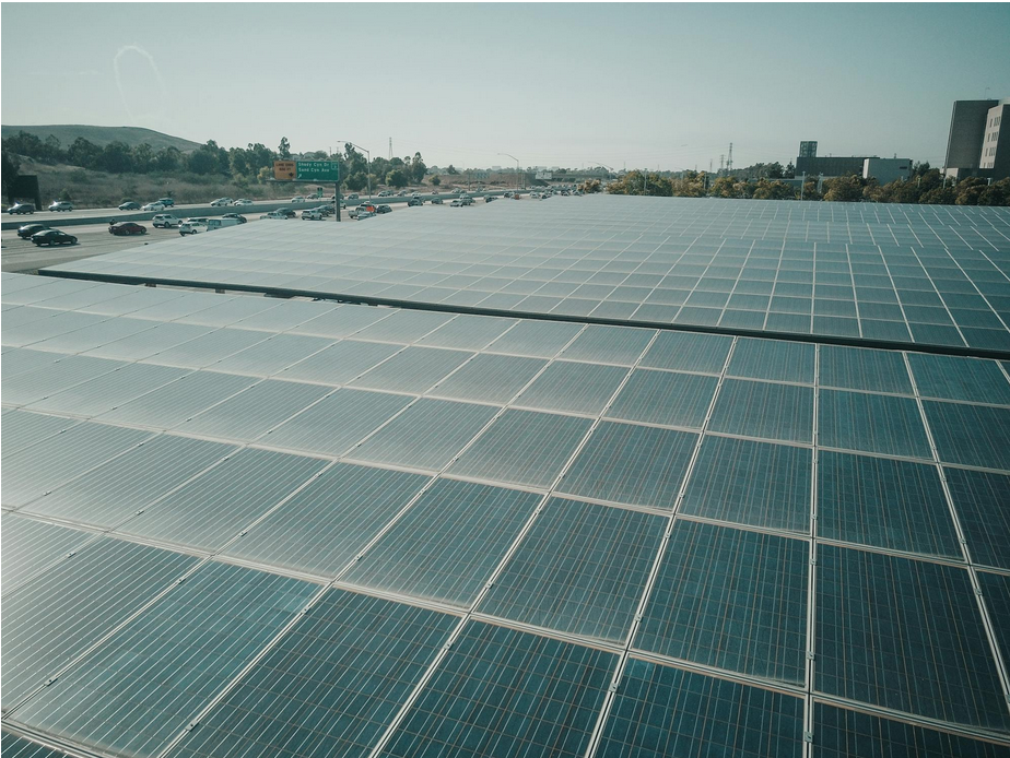 découvrez le phénomène captivant de l'incendie solaire, un événement exceptionnel qui affecte notre atmosphère et peut avoir des répercussions sur la technologie moderne. apprenez-en plus sur ses causes, ses effets et comment il peut influencer notre planète.