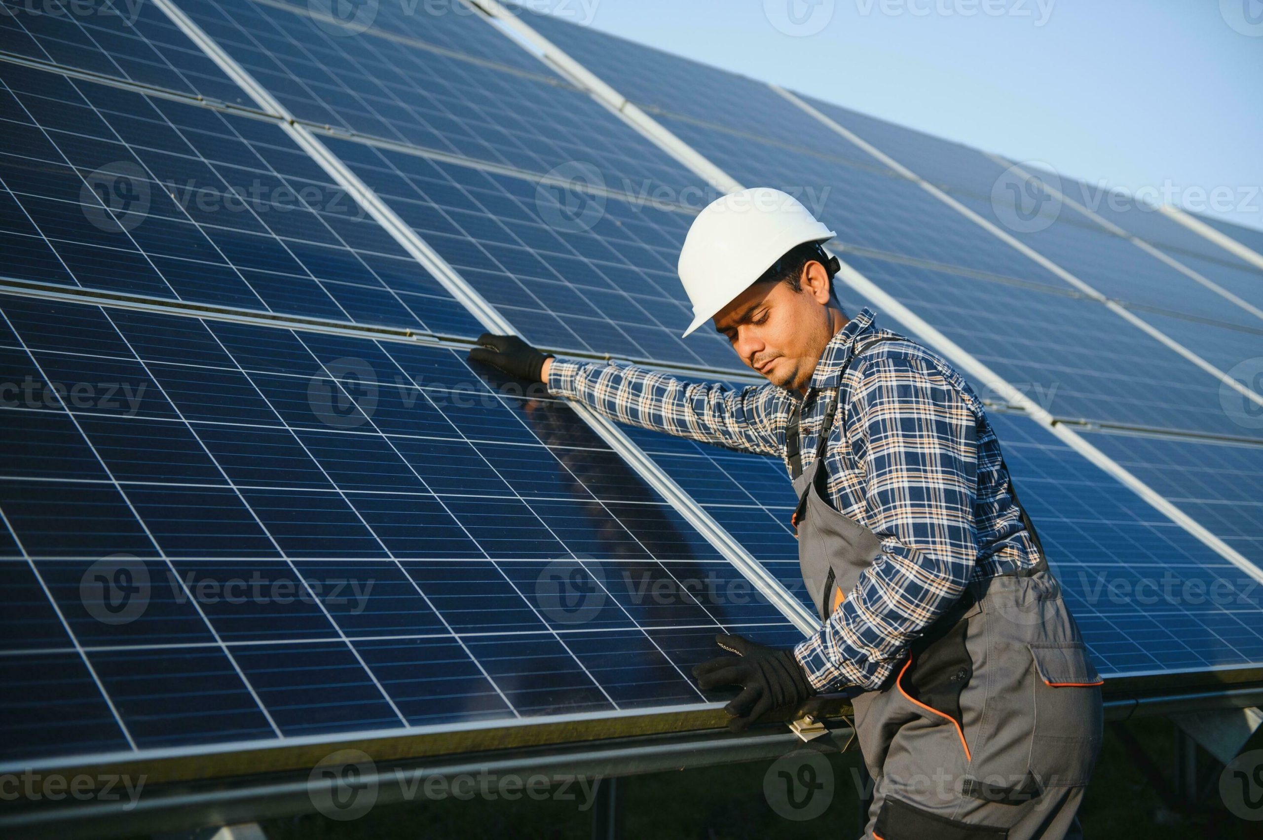 découvrez le métier d'ingénieur solaire, un expert des énergies renouvelables, qui conçoit et optimise des systèmes photovoltaïques pour promouvoir une transition énergétique durable. apprenez-en plus sur leur rôle crucial dans la lutte contre le changement climatique.