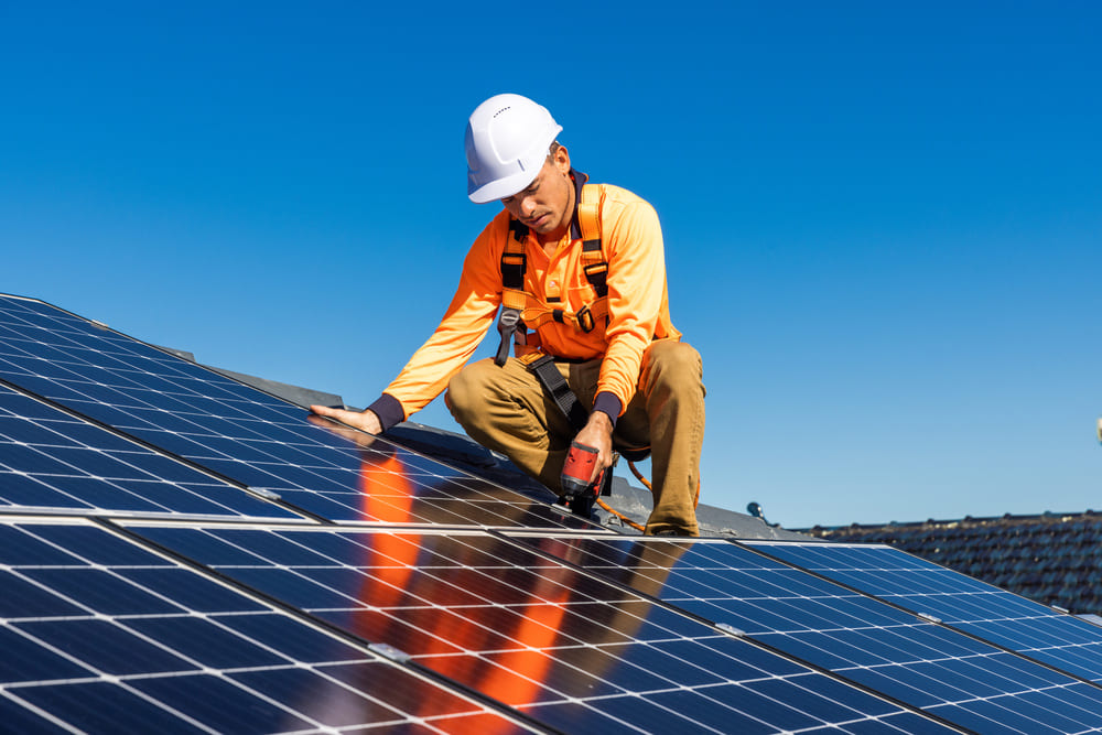 découvrez nos services d'installation de panneaux photovoltaïques pour profiter d'une énergie solaire propre et renouvelable. nos experts vous accompagnent à chaque étape pour optimiser votre production d'électricité et réduire votre facture énergétique.
