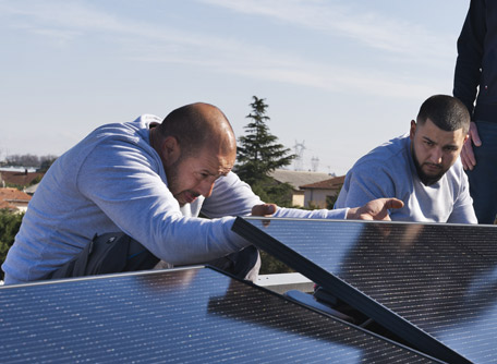découvrez nos services d'installation solaire pour optimiser votre consommation d'énergie tout en respectant l'environnement. profitez d'un accompagnement personnalisé et de solutions adaptées à vos besoins afin de bénéficier de l'énergie solaire durable et économique.