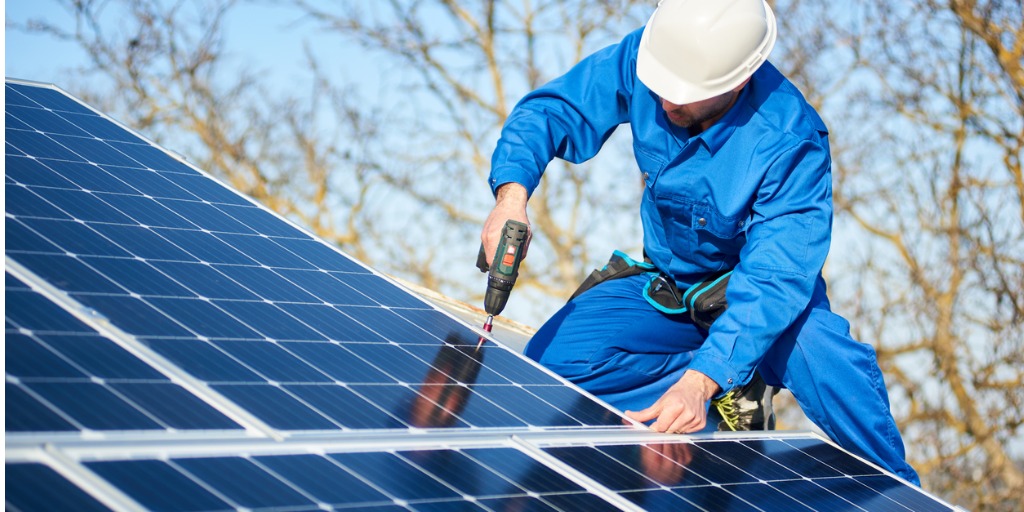 découvrez comment installer des panneaux solaires efficacement pour profiter d'une énergie renouvelable et réduire votre facture d'électricité. suivez nos conseils pratiques et guide étape par étape pour une installation réussie et durable.