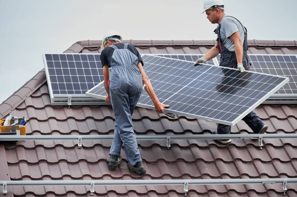 découvrez comment installer des panneaux solaires avec notre guide complet. optimisez votre consommation d'énergie, réduisez vos factures et contribuez à la protection de l'environnement grâce à cette source d'énergie renouvelable. suivez nos conseils pratiques pour une installation réussie !