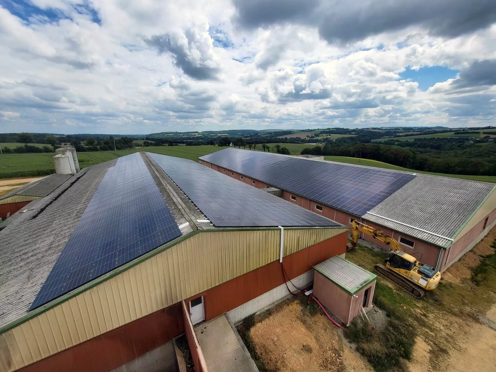 découvrez comment l'investissement dans l'énergie photovoltaïque (pv) peut transformer votre avenir financier. apprenez les avantages, les retours sur investissement potentiels et les stratégies pour maximiser vos gains tout en contribuant à une planète plus verte.