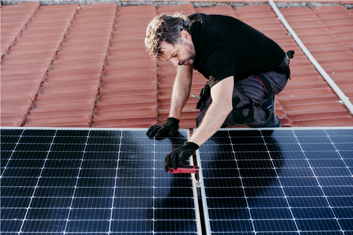 découvrez les avantages de l'investissement solaire : une solution durable pour réduire vos factures d'énergie et contribuer à la protection de l'environnement. explorez comment rendre votre projet d'énergie renouvelable rentable et bénéfique.