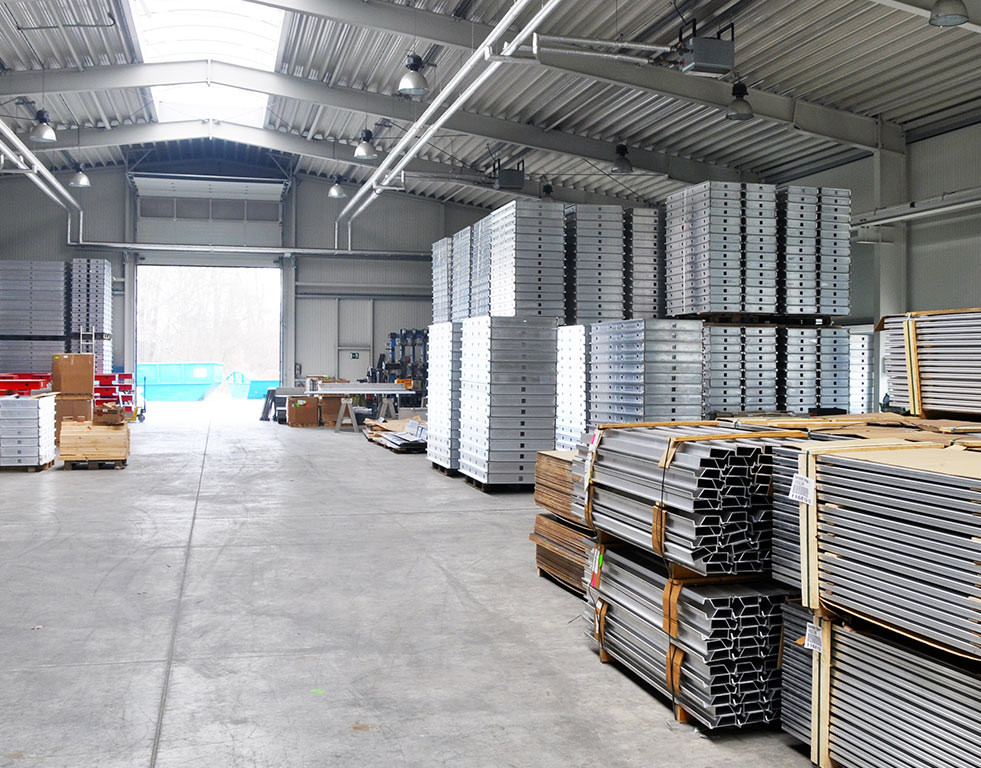 découvrez notre kit bâtiment complet, idéal pour tous vos projets de construction ou de rénovation. profitez d'outils et matériaux de qualité pour réaliser vos travaux en toute simplicité.