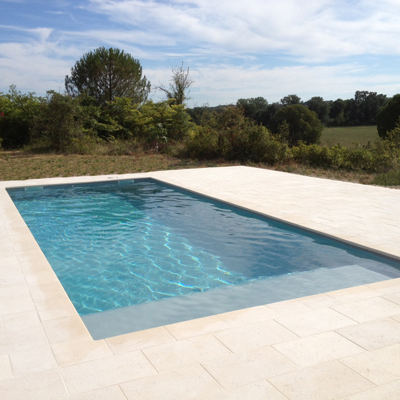 découvrez notre kit piscine complet, idéal pour profiter pleinement de l'été. tout ce qu'il vous faut pour installer, entretenir et sécuriser votre piscine, le tout en un seul ensemble pratique. transformez votre espace extérieur en un véritable havre de paix et de détente.