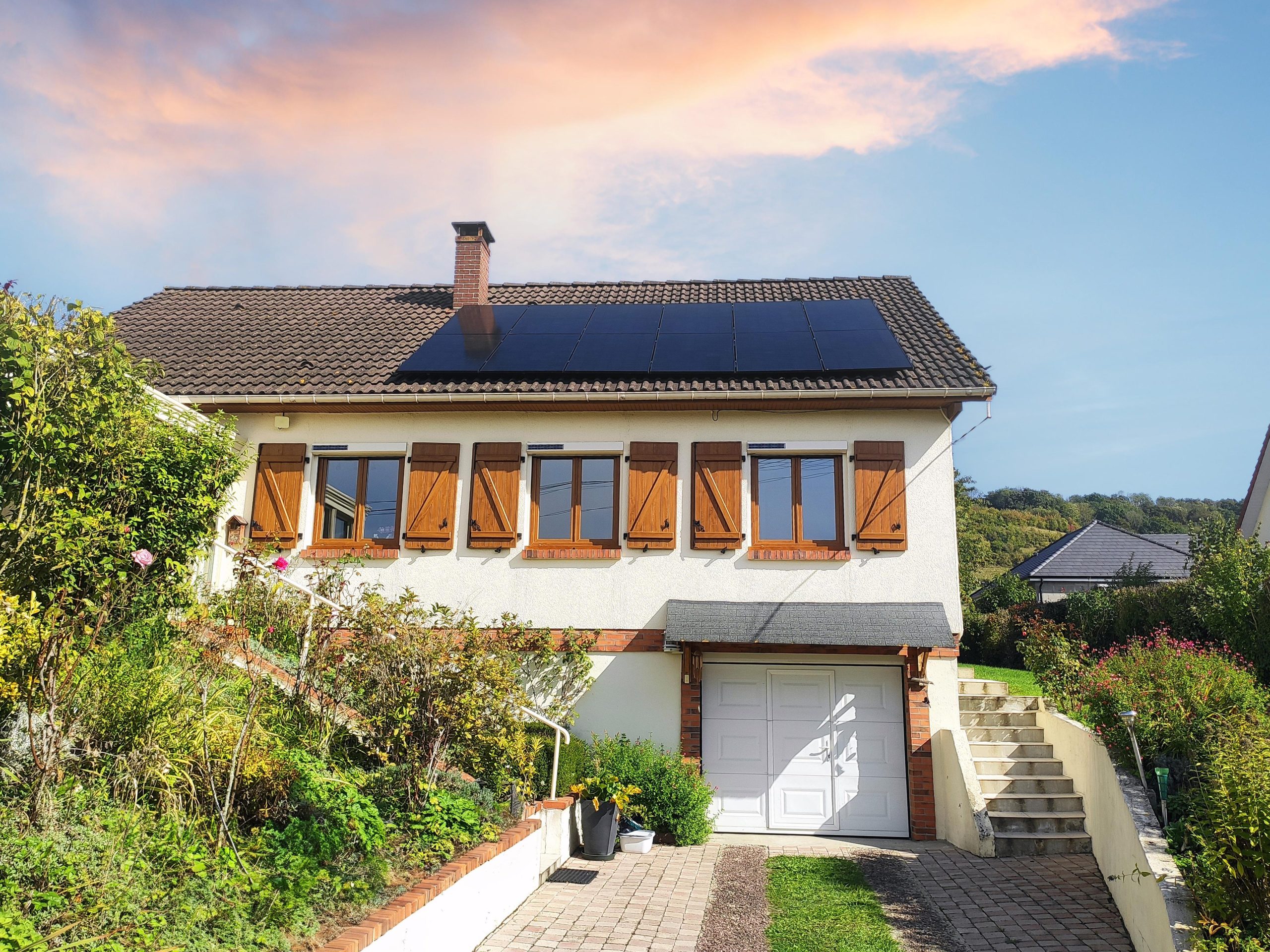 découvrez notre service de location de panneaux solaires, idéal pour profiter d'énergie renouvelable à moindre coût. optez pour une solution écologique et économique pour vos projets d'énergie solaire.