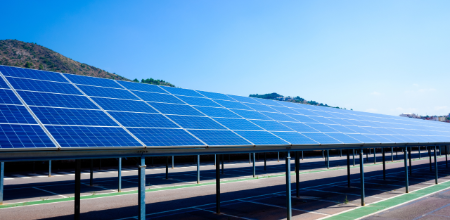 découvrez les dernières lois et réglementations concernant l'installation de panneaux solaires en france. informez-vous sur les avantages, les aides financières disponibles et les obligations à respecter pour optimiser votre transition énergétique.